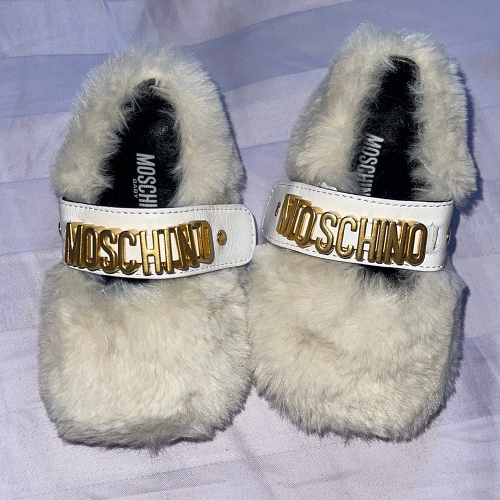 Baby Moschino shoes furry